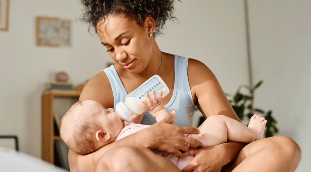 When to Introduce Bottle to Breastfed Baby